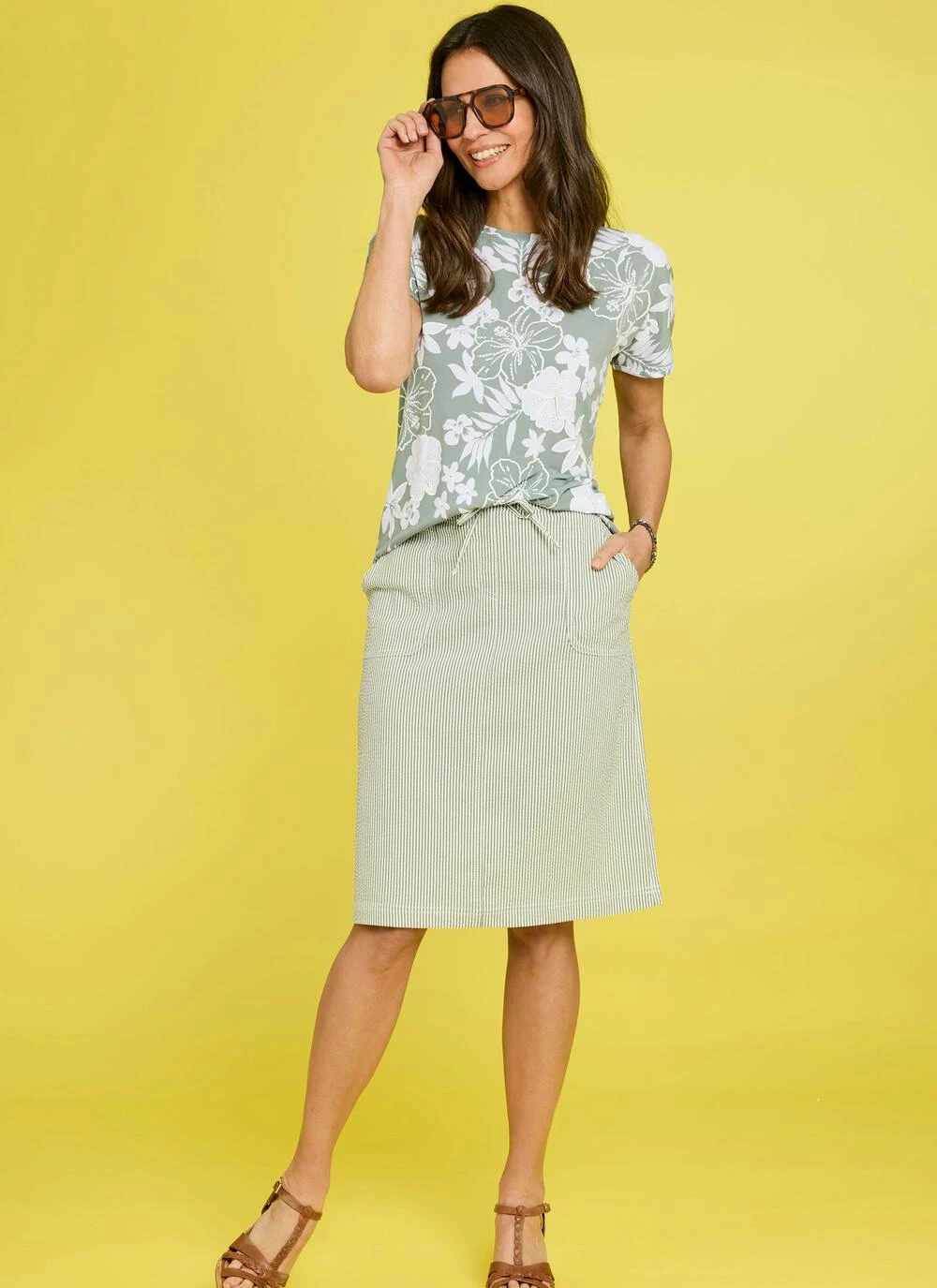 Cotton Blend Seersucker Stripe Midi Skirt 3 Cotton Blend Seersucker Stripe Midi Skirt