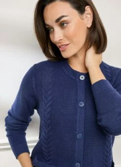 Single Cable Knit Crew Neck Cardigan -Casual Outfits Store 66595pvl 7660ac91c1f6148