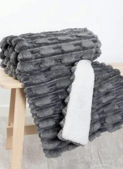 Chunky Rib Sherpa Fleece Grey Throw